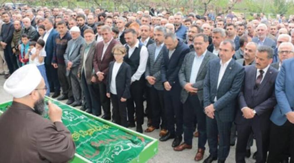 Fuat Köktaş'ın amcası son yolculuğuna uğurlandı