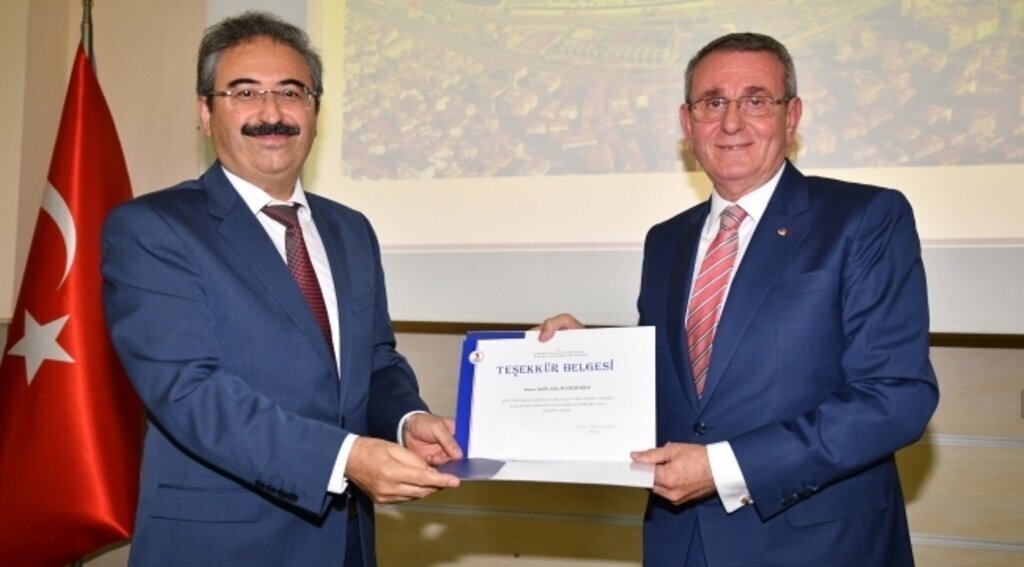 Başkan Murzioğlu gençlere seslendi: ‘Risk alın, çok çalışın’