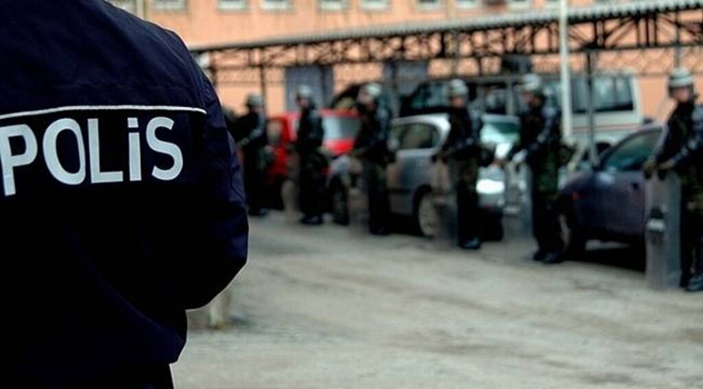 15 İlde Operasyon: 27 Gözaltı