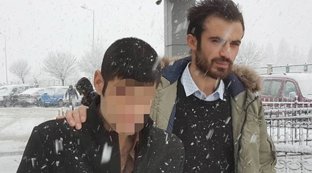 16 yaşındaki çocuk tabancayla adam vurup polise teslim oldu