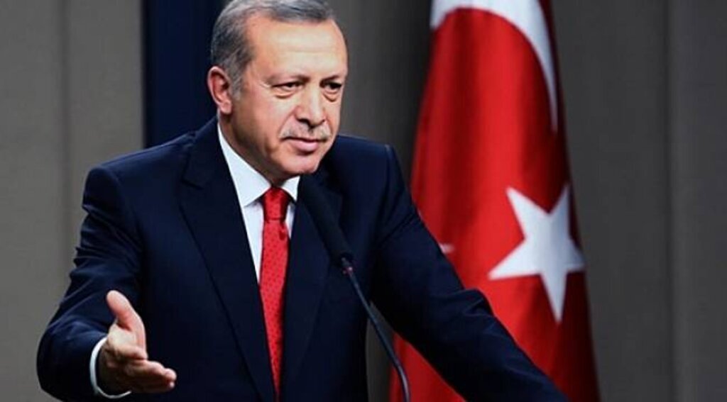 Erdoğan: "Kaybedersek 100 yıl önce başarılamayan Sevr tezgahı önümüze getirilecek"