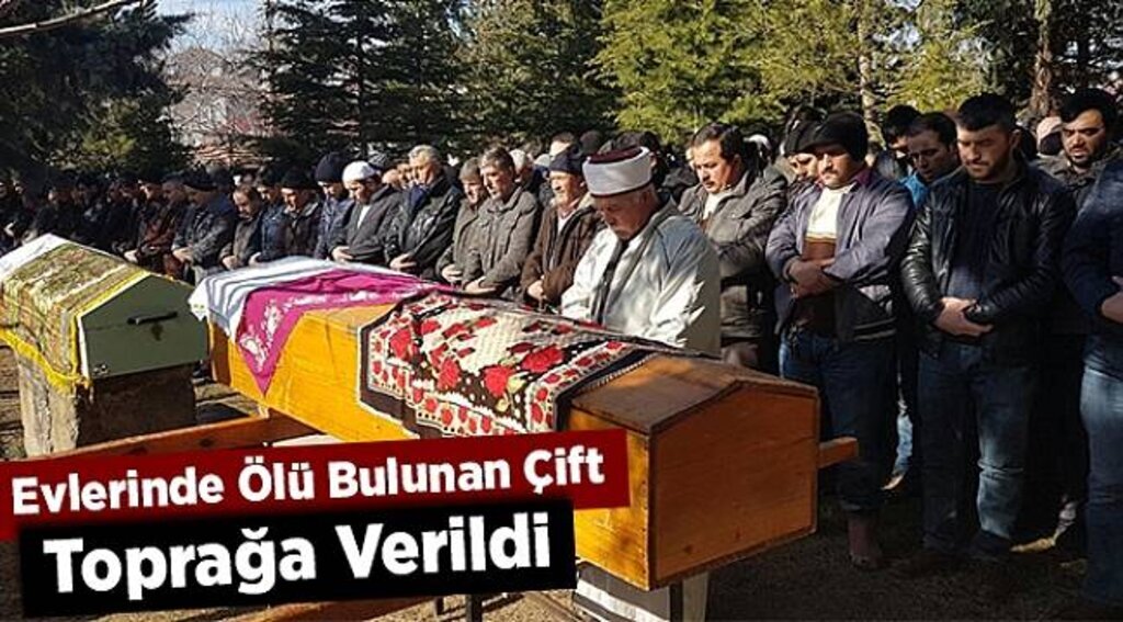Evlerinde ölü bulunan çift toprağa verildi