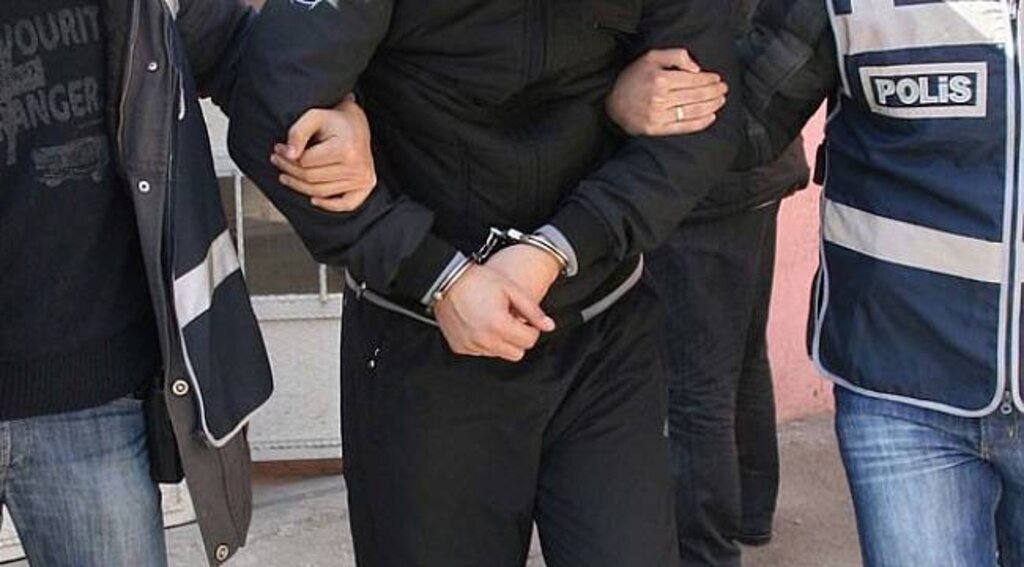 Hırsızlık şüphelileri tutuklandı