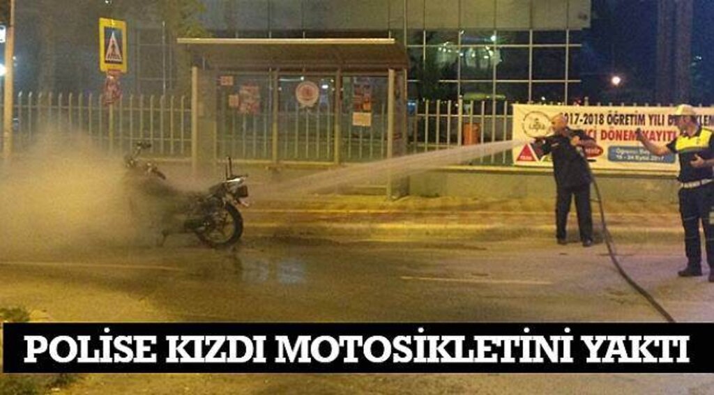SAMSUN HABER- Polise kızdı motosikletini yaktı