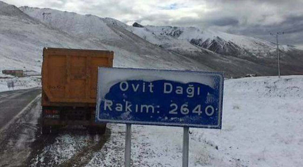 Ovit Geçidi'ne yılın karı düştü