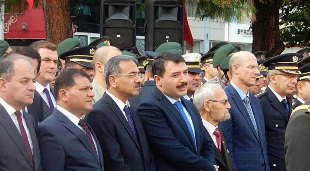 SAMSUN HABER - Kurt: 94. yılımız kutlu olsun
