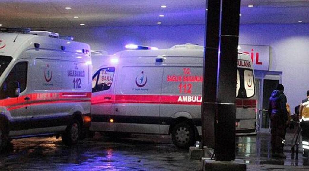 3 yaşındaki bebek annesinin sırtında donarak can verdi