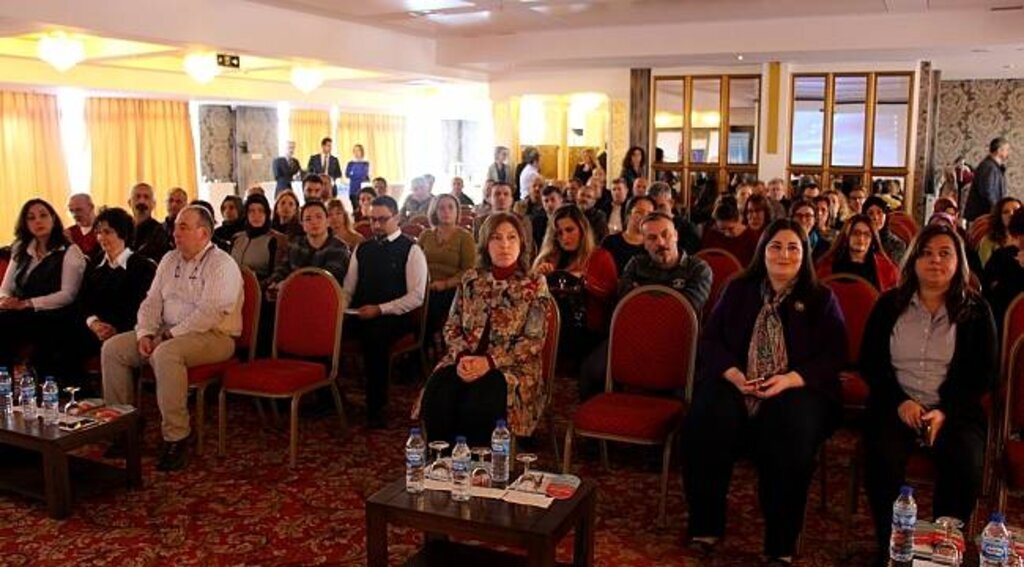 "Akılcı İlaç Kullanımı Değerlendirme Toplantısı"