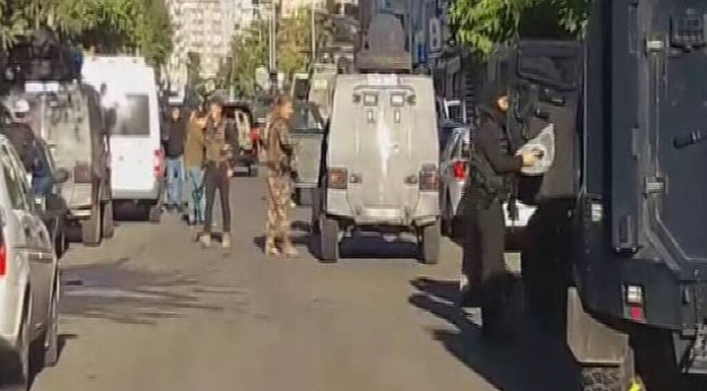 Diyarbakır’da çatışmada: 1 şehit, 9 yaralı