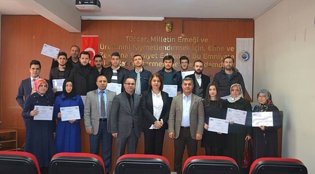 Girişimci adayları sertifikalarına kavuştu