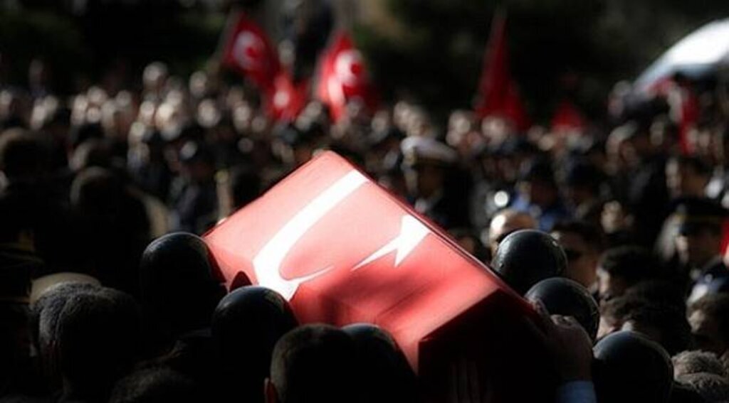 Hakkari Şemdinli'de PKK'lı teröristler işçilere saldırdı: 1 şehit