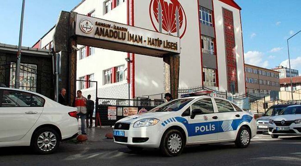 Samsun’da lisede bıçaklı kavga: 1 yaralı