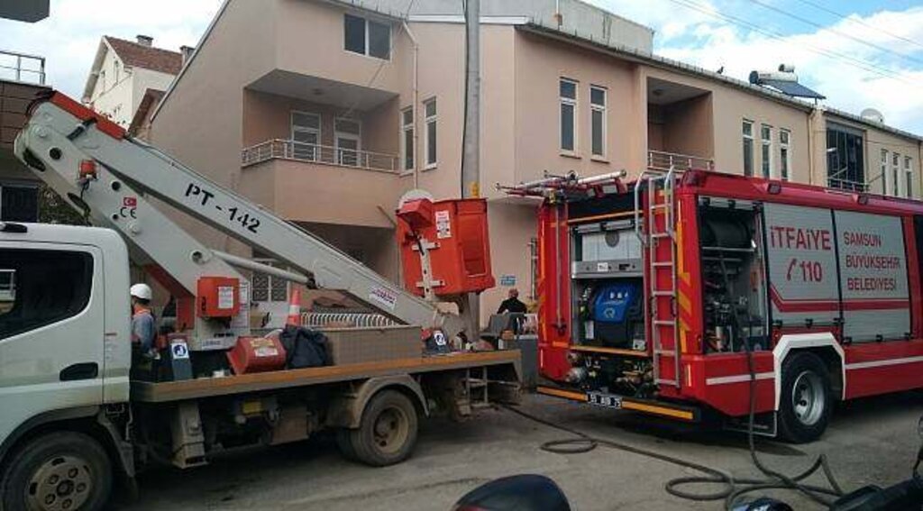 Yangında dumandan 1 kişi zehirlendi