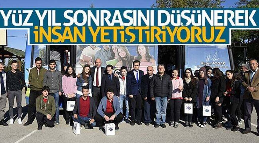 Yüz yıl sonrasını düşünerek insan yetiştiriyoruz