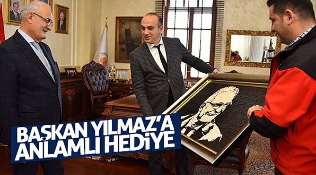 Başkan Yılmaz'a anlamlı hediye