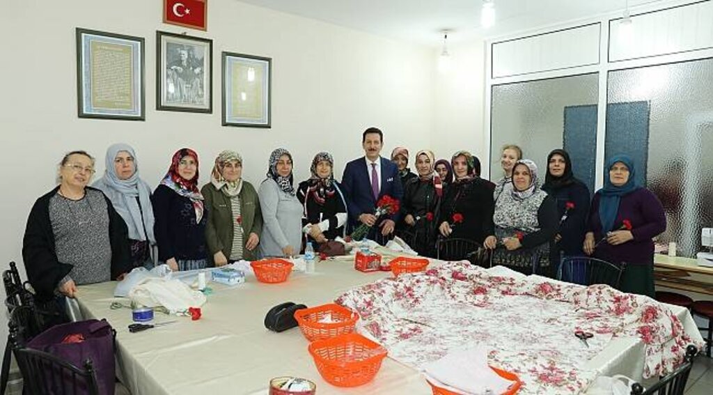 Erdoğan Tok’tan Kadınlar Günü mesaisi