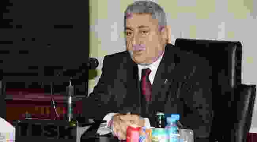 PALANDÖKEN, “TÜRKÇE TABELALARA VERGİ MUAFİYETİ GETİRİLMELİ”