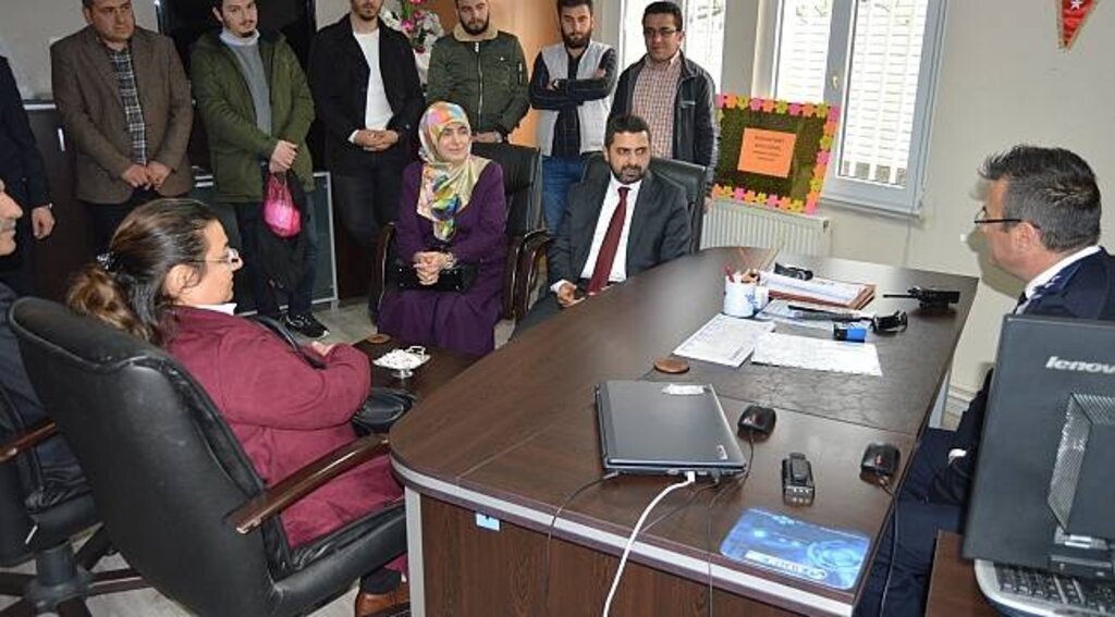 HAKAN AY'DAN POLİSLERE ZİYARET