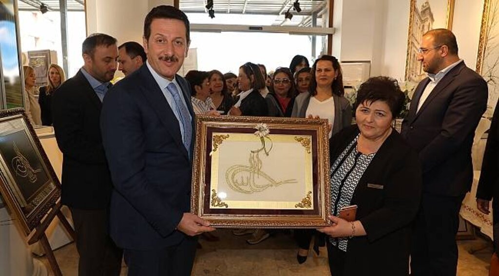 Kursiyerlerin sergileri Mehmetçiğe katkı olacak