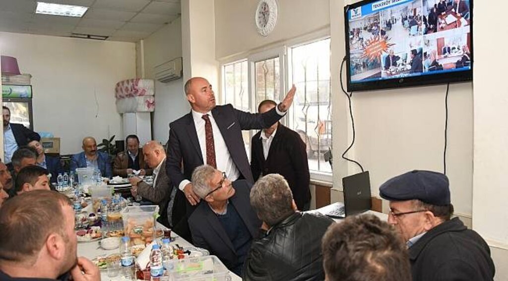 Tekkeköy Belediyesi Çay Mahallesine çıkartma yaptı