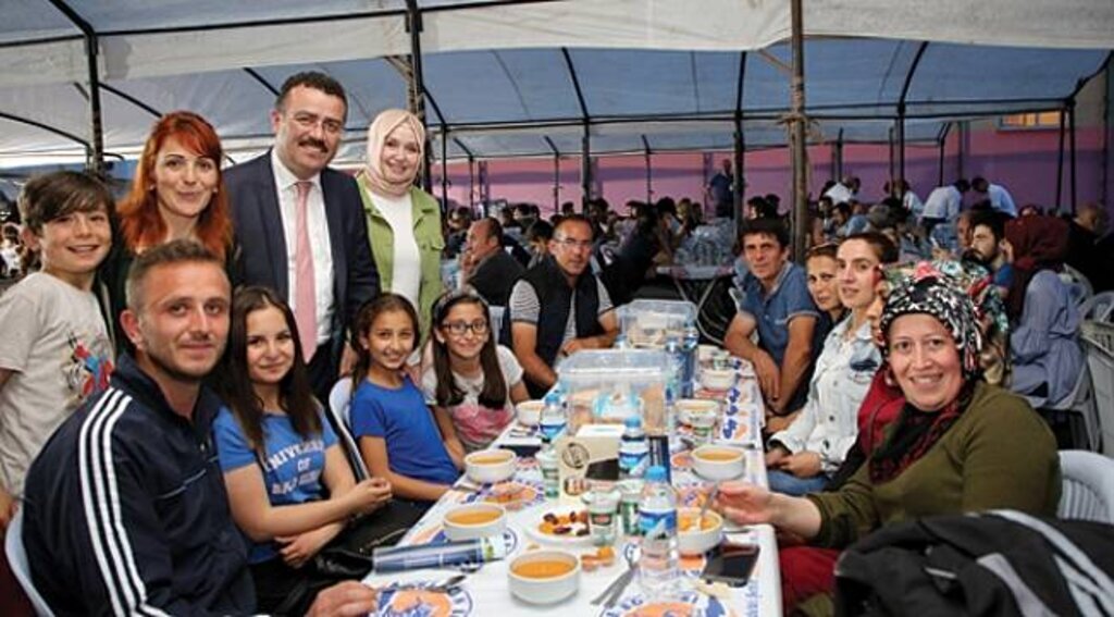 Atakum Mahalle İftarları buluşturuyor