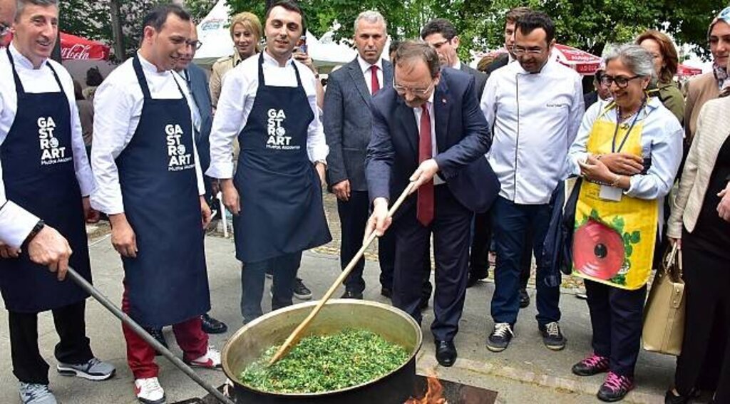 BAŞKAN ŞAHİN’DEN SAĞLIKLI BESLENME UYARISI