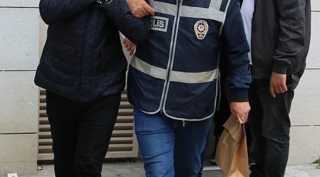 Eskort siteleri operasyonunda adli kontrol