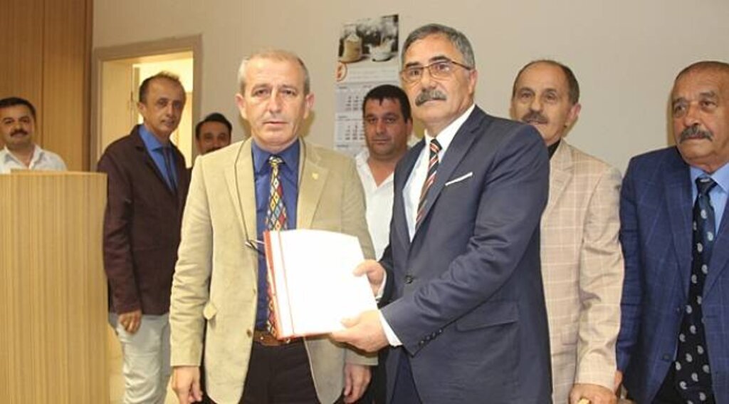 Güler mazbatasını aldı