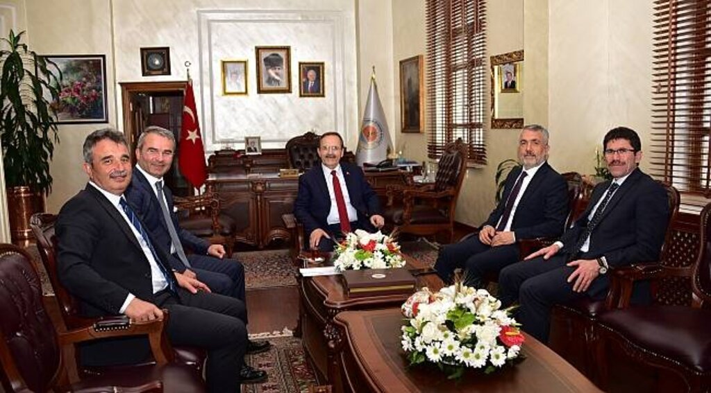 Rektör Bilgiç’ten Başkan Şahin’e hayırlı olsun ziyareti