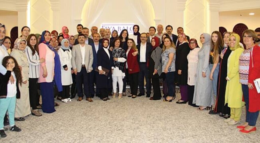 Karaaslan ve Şahin, Bafra'da vatandaşlarla sahur yaptı