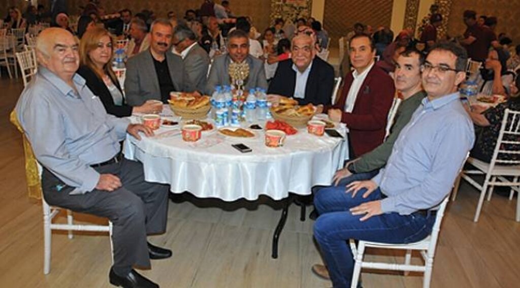 Ladikliler iftarda buluştu