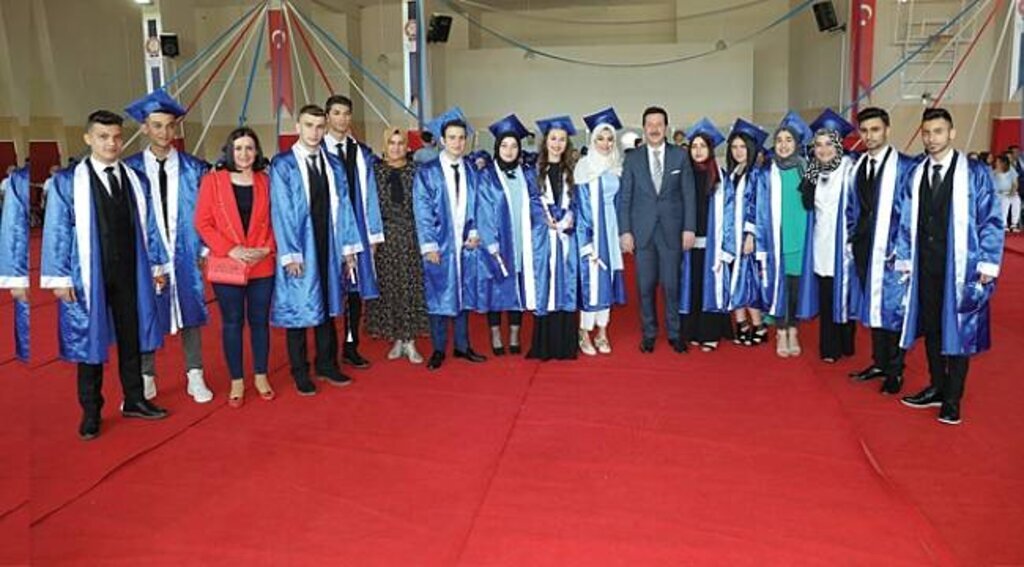 Samsun Piri Reis MTAL’da mezuniyet coşkusu