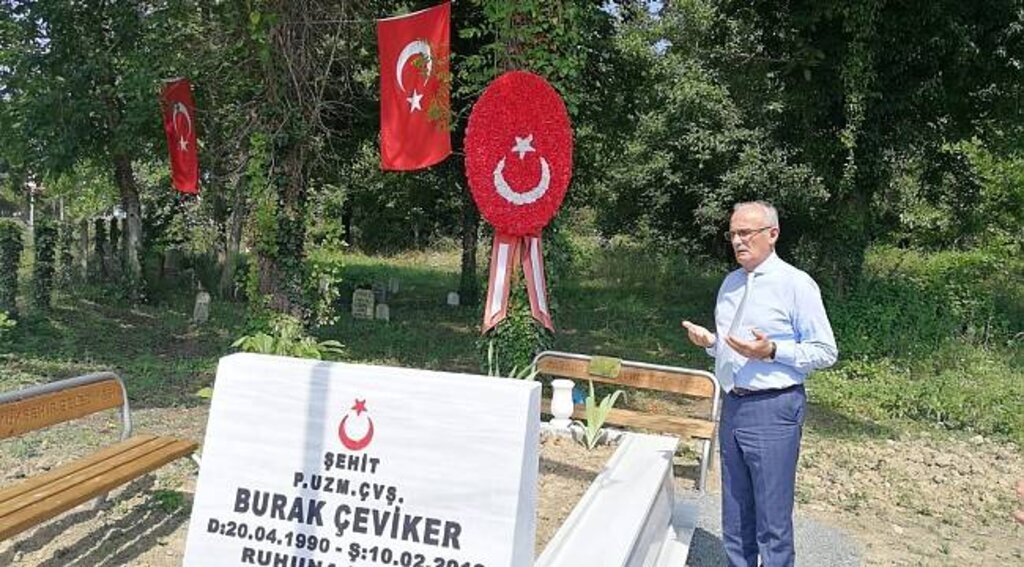 Yılmaz'dan şehide dua