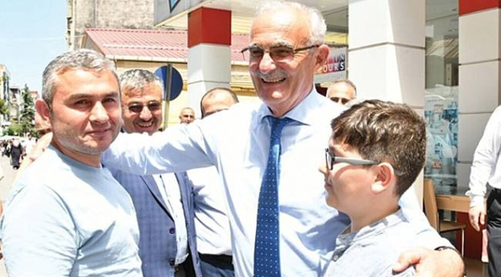 Yusuf Ziya Yılmaz’a Çarşambalı hemşehrilerinden tam destek