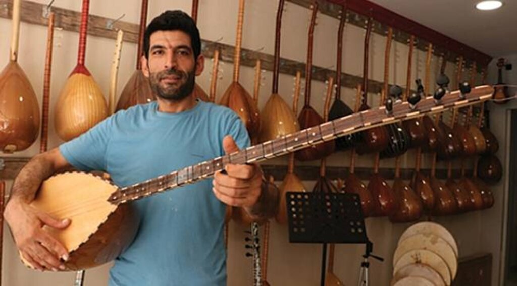 Bağlama ustasından "üstatlar" için üretim