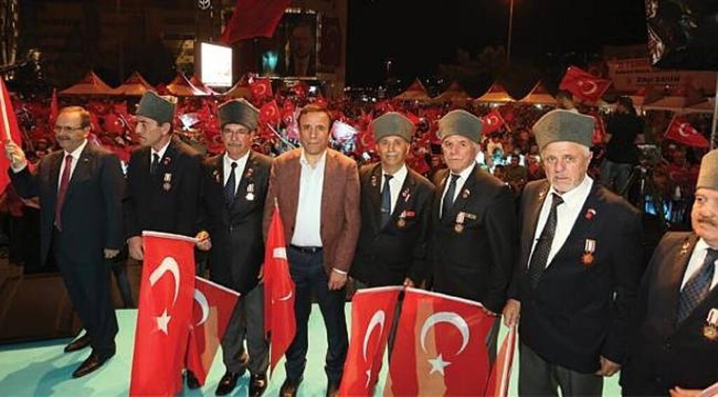 Canik 15 Temmuz'da meydanı doldurdu