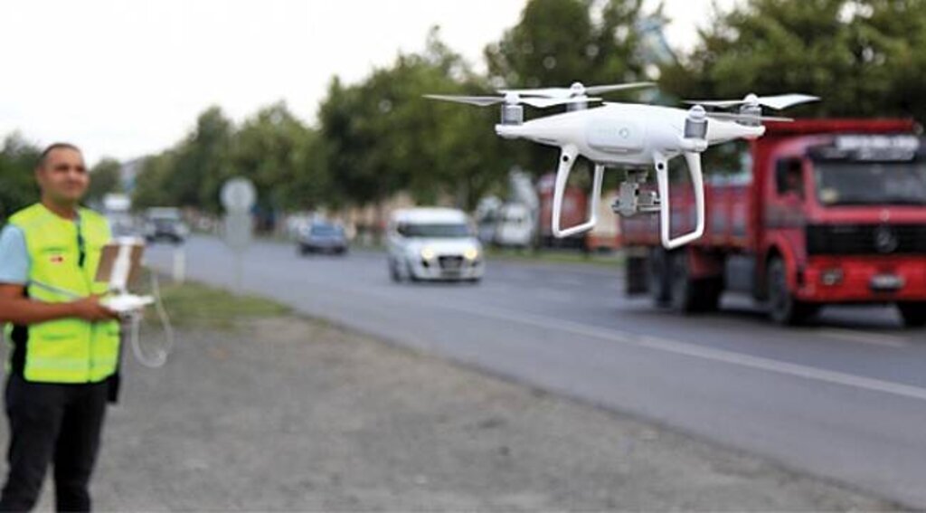 Samsun'da bayram öncesi "drone" ile trafik denetimi