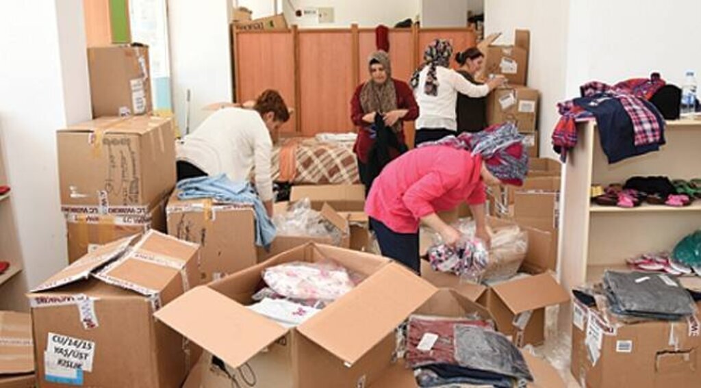 Tekkeköy Belediyesi Hayır Çarşısı’nda bayram telaşı