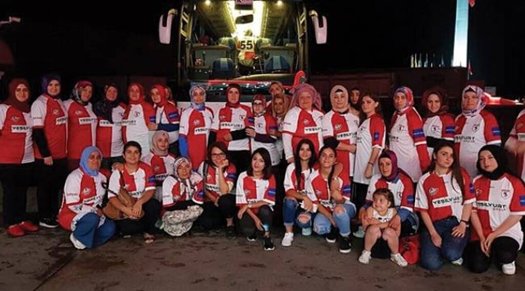 AK Kadınlar Samsunspor formalarıyla büyük kongrede