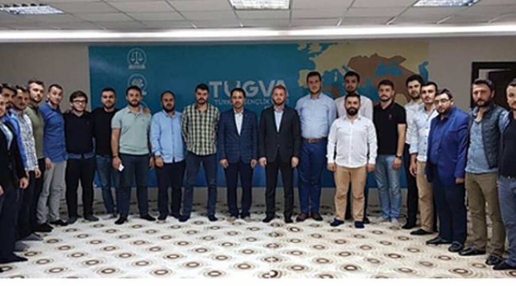 AK Partili gençlerden ziyaret