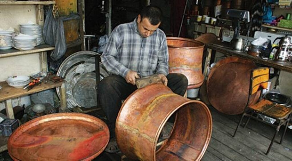 Kalaycılık mesleğini yaşatmaya çalışıyor