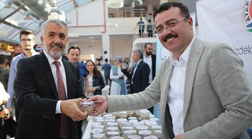OMÜ’de aşureler Taşçı’dan