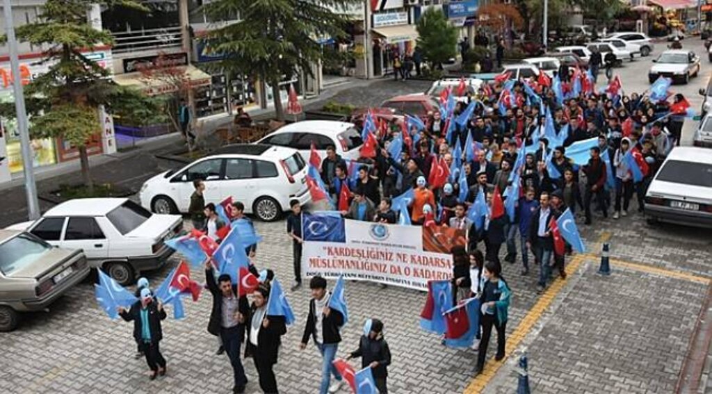 Vezirköprü Doğu Türkistan için yürüdü