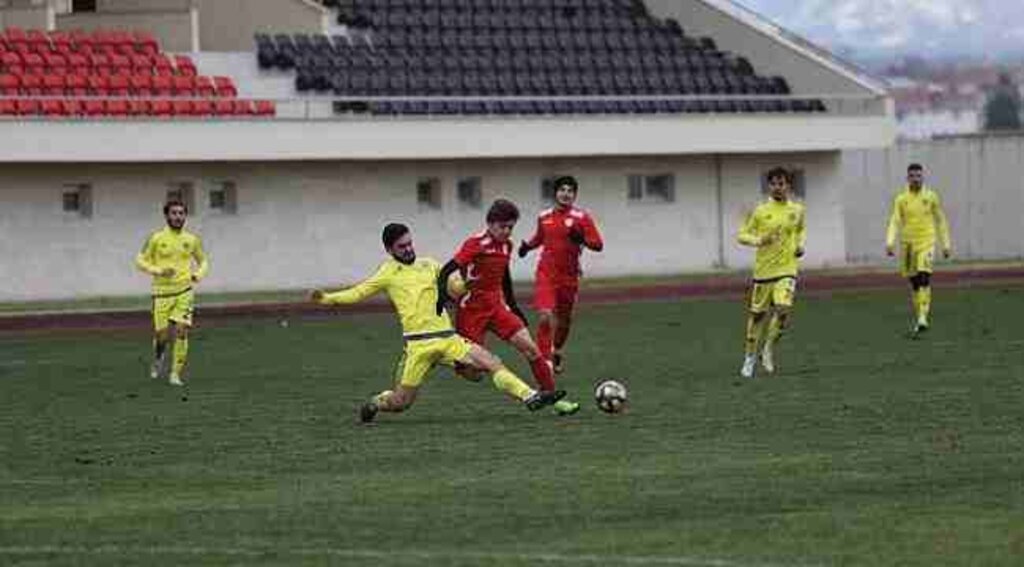 Samsunspor hazırlık maçında berabere kaldı