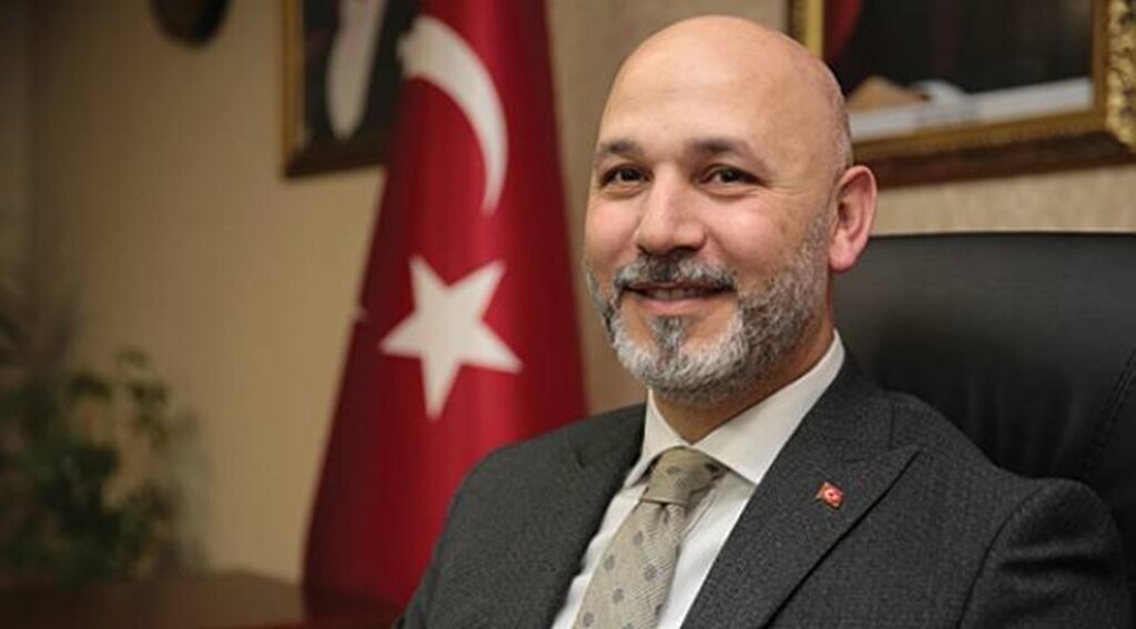 Karaduman görevden alındı!