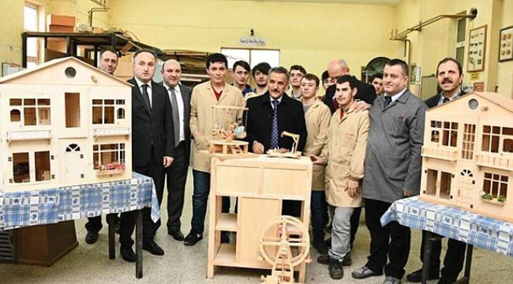 Kaymak: Yokluklarla büyük iş başarmışlar