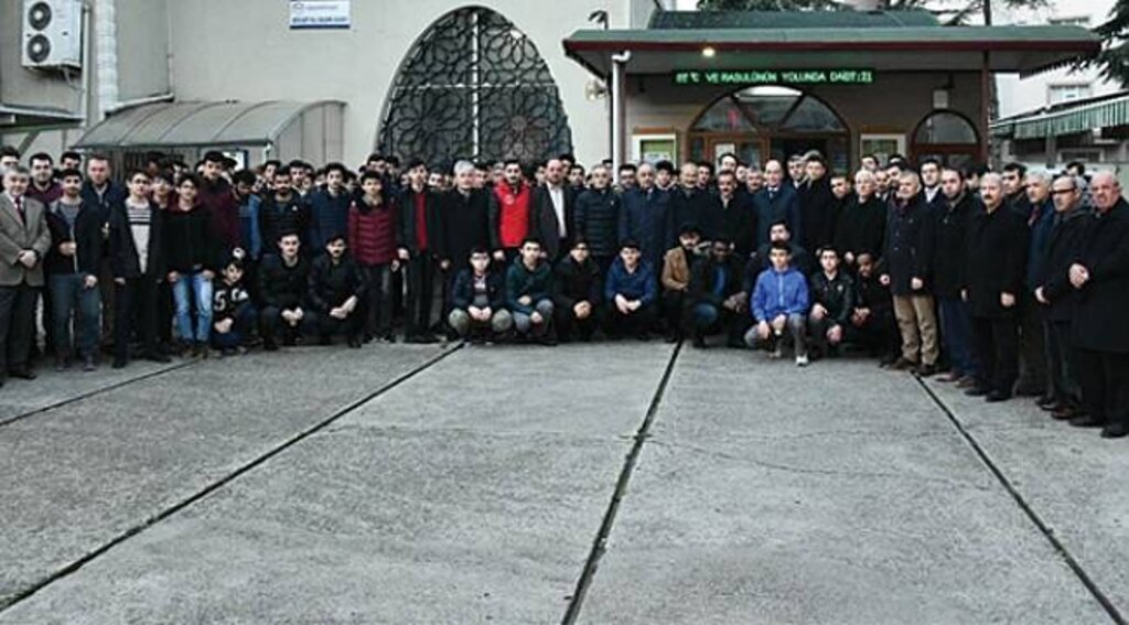 Kaymak gençlerle buluştu