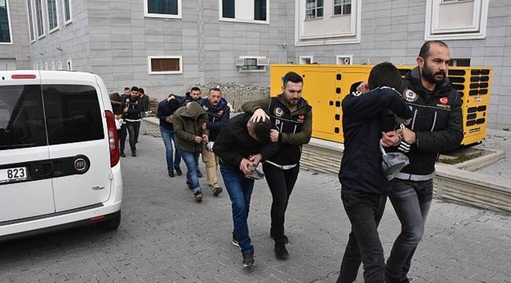 Samsun'da "torbacı" operasyonu: 5 tutuklama