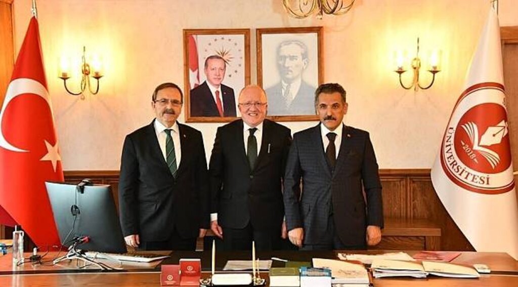 Vali Kaymak ve Başkan Şahin Samsun Üniversitesi'nde