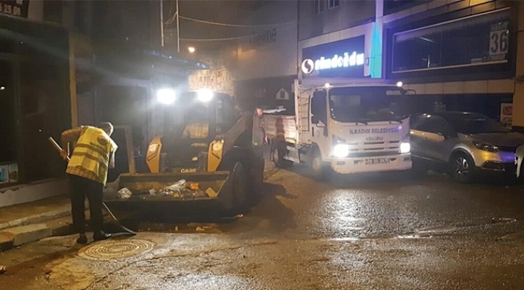 İlkadım’da yağış sonrası ekipler alarma geçti